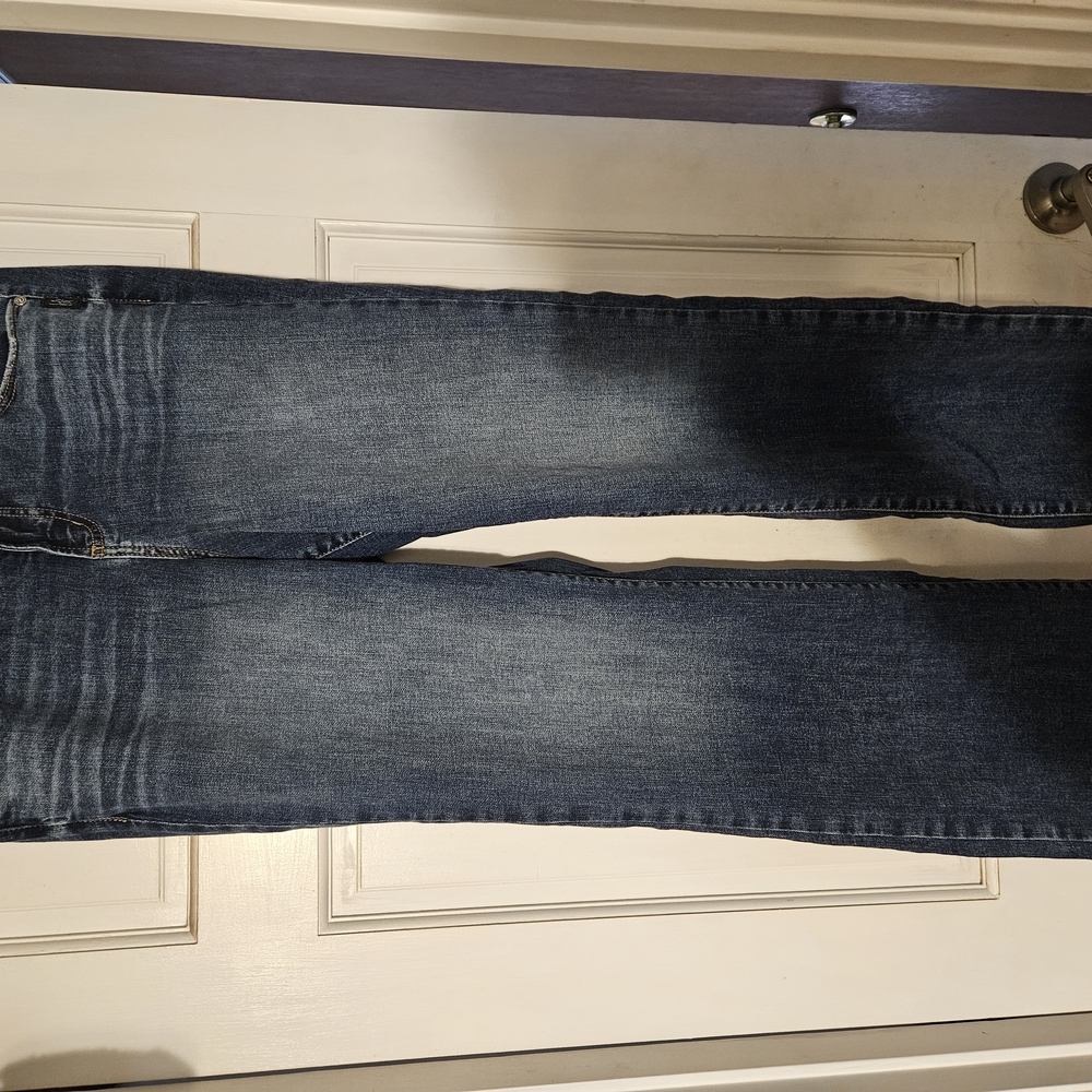 Womans Silver Jeans. Size 16/33